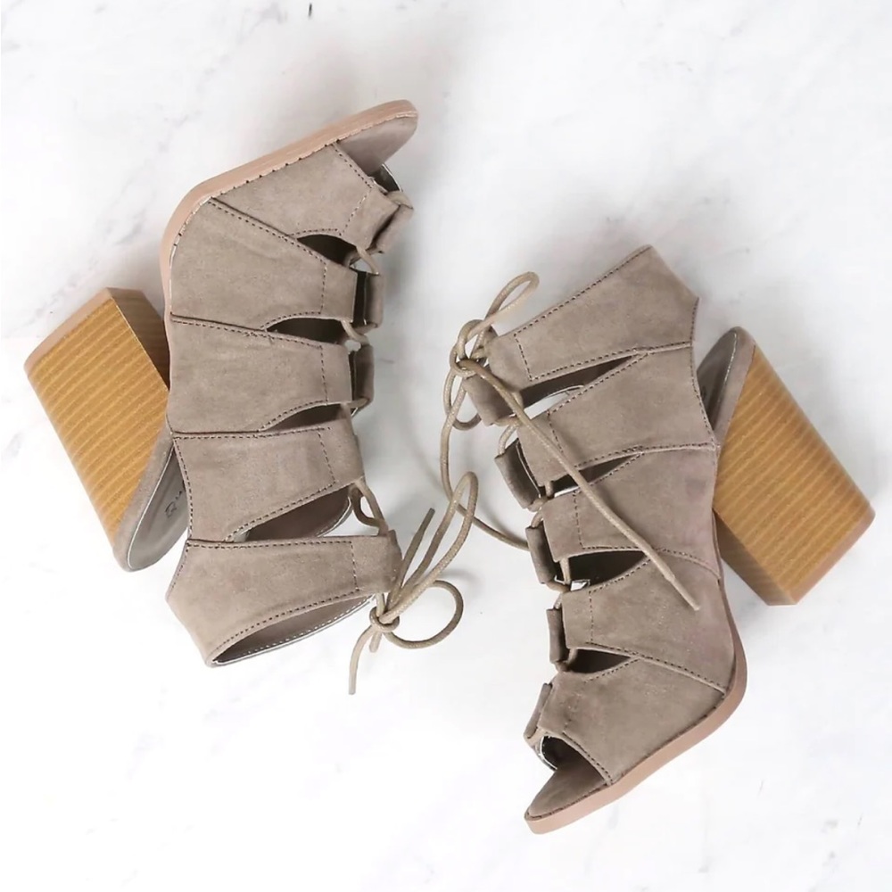 Tie up heels